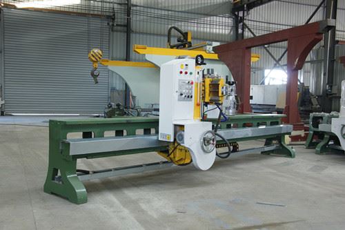 Heavy-duty cast iron frame and rotating head