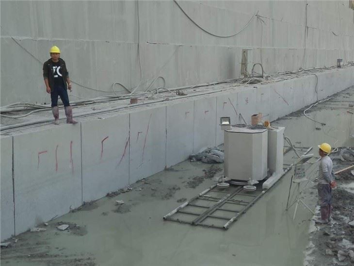 Quarry Stone Block Cutting Machine
